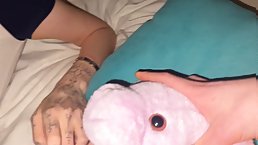 Round ass tattooed brunette babe gets fucked on the bed