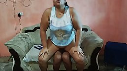 Amateur chubby Latina MILF loves to fuck hard