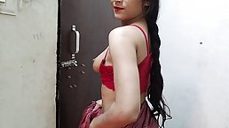Amateur Indian MILF posing on camera