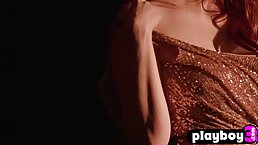 Hot redhead MILF revealed amazing big boobs and perfect naked body