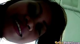 Amateur Filipina babe gets fucked on the bed