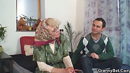Lonely old grandma pleases an horny young guy