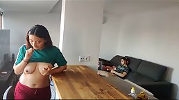 Amateur brunette girl dildoing her pussy