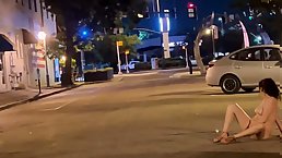 Bokep HD - Round ass brunette MILF Nicole Niagara flashing and fucking butt naked in the streets
