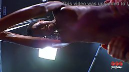 Amateur ebony girl gangbanged with cum in her mouth - Bokep HD