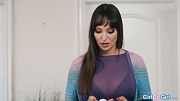Young blonde and brunette MILF make each other orgasm