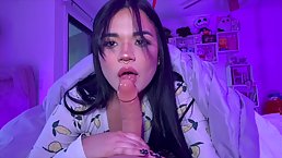 Round ass Latina babe rides Torso