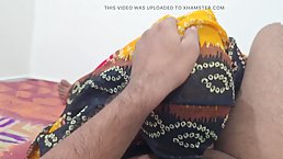 Amateur Indian MILF gets fucked and creampied