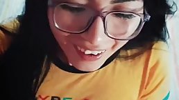 Amateur brunette girl with glasses LunitaRabbit sucks dick and gets facial
