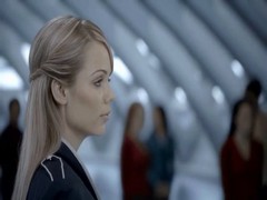 Hot V movie shows Laura Vandervoort getting nude and exposing her best sides