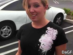 Naughty girlfriend is sucking dick in the backseat while thinking that no one is watching