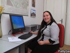 A big office babe lets a new guy fuck her face and drill her pussy during the break