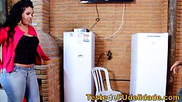 Bad Morena is sucking a big black dick to a guy who came to fix her TV