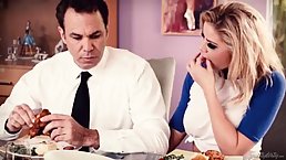 Jessa Rhodes fell in love with her father's friend and wanted to have sex with him