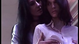 Naughty girl is using every opportunity to get fucked, even if she has some work to do