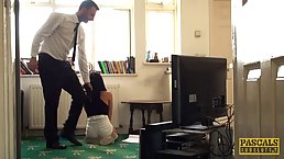 Dark haired babe got fucked hard on the couch and sucked dick like a pro
