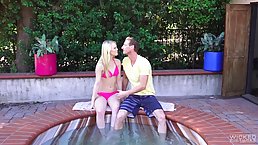 Seductive blonde babe is getting her pussy licked and sucking her boyfriend's dick in return