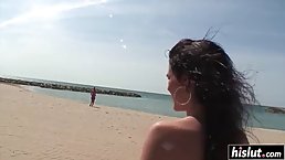 Ebony babe was in the mood to get fucked, while her boyfriend was out of town