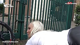 Great looking blonde in leather pants gave a blowjob to her man, before she got fucked