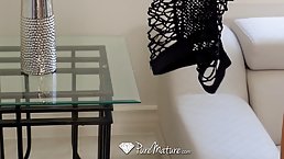 Mature woman is often having casual sex sessions rather than a long term relationship with one man