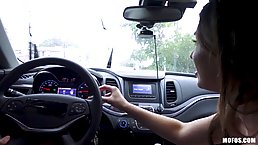 Naughty girl likes to suck her boyfriend’s thick cock, while on the back seat of his car