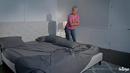 Kinky nurse is scissoring with a lesbian lady because both of them want an orgasm