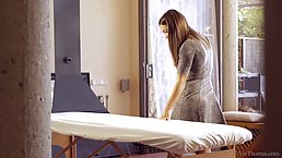 Great looking masseuse, Alyssa Reece is giving a nice massage to her hot bestie, Taissia