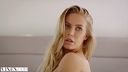 Nicole Aniston is a smoking hot, blonde woman who likes to fuck her handsome massage therapist