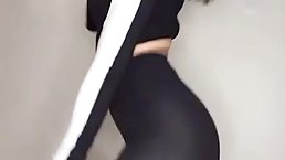 Fit babe looks so fucking hot in tight, black leggings and likes posing for the camera