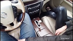 Filthy rich woman, Evelin Cat is sucking dick in the car, in the late afternoon