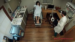Alexa Rydell is spreading up wide for her gynecologist and getting her daily dose of fuck