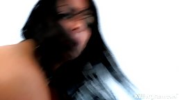 Saskia is fucking on cam for the first time ever and moaning from pleasure while cumming