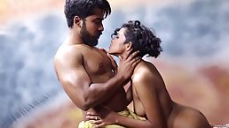 Beautiful, Indian girl was posing naked and rubbing her pussy, before she had casual sex