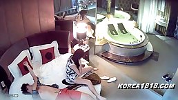Horny, amateur couple is having sex, not knowing about a hidden camera in their hotel room