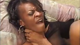 Jazmine is a smoking hot, Ebony woman who likes to have casual sex with various guys