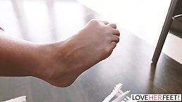 Stunning blonde, Moka Mora took off her sandals with high heels and spread up to get fucked