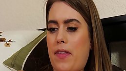 French mommy is making love with her lesbian step- daughter and enjoying while eating her pussy