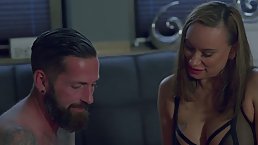 Smoking hot woman, Eva May is having a ffm threesome with Dacada and her boyfriend