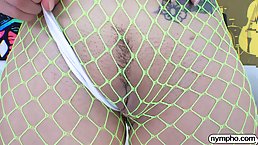Bombshell Nika Venom gets hot cum on her boobs