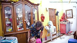 Amateur Indian MILF gets fucked infront of her BF