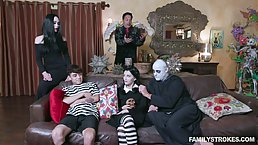 Addams family with Audrey Noir and Kate Bloom
