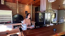 Big tits and round ass Latina MILF posing on photosoot