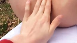 Amateur young couple fuck outdoors