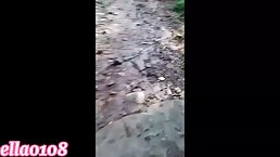 Amateur brunette MILF gets fucked in the woods
