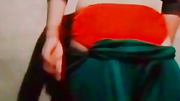 Amateur Indian MILF showing her red pants
