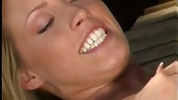 Sexy tattooed blonde gets hot outdoor fuck