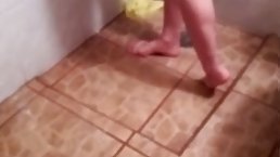 Amateur Latina babe gets fucked from behind