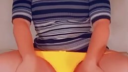 Amateur MILF masturbates on camera