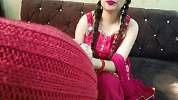 Amateur Indian girl gets fucked on Xmas