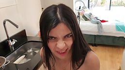 The delivery man fucks a beautiful 18 y.o. client at her house